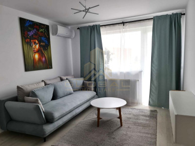 2 camere ,54 mp, Totul NOU, balcon, zona str.Albac, Gheorgheni