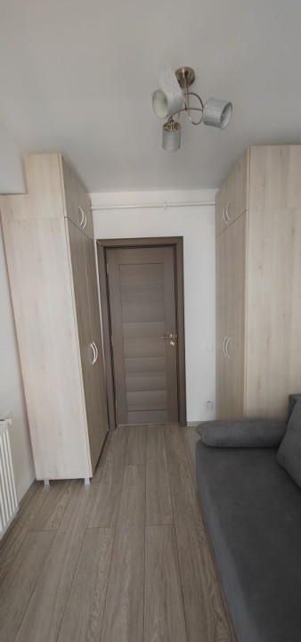 2 camere ,decomandat, 44 mp, parcare , zona Marasti.