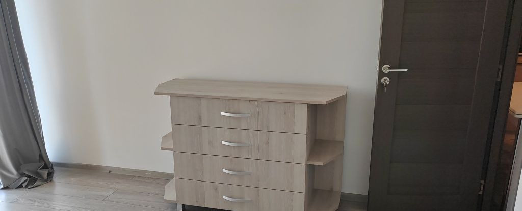 2 camere ,decomandat, 44 mp, parcare , zona Marasti.