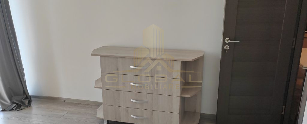 2 camere ,decomandat, 44 mp, parcare , zona Marasti.