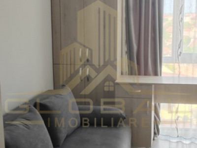 2 camere ,decomandat, 44 mp, parcare , zona Marasti.