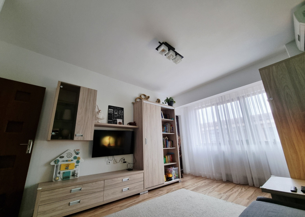 3 camere ,decomandat, 74 mp,  terasa, Dorobantilor, Marasti