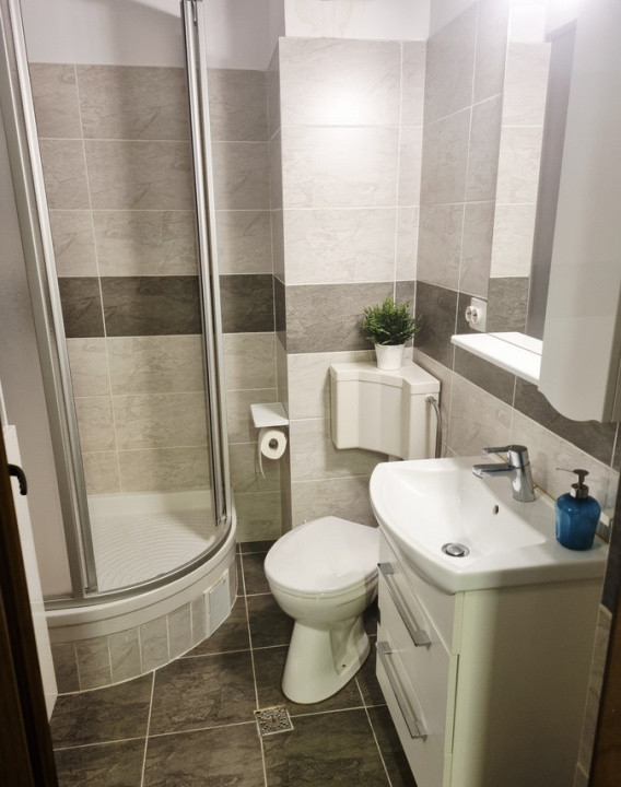 3 camere ,decomandat, 74 mp,  terasa, Dorobantilor, Marasti