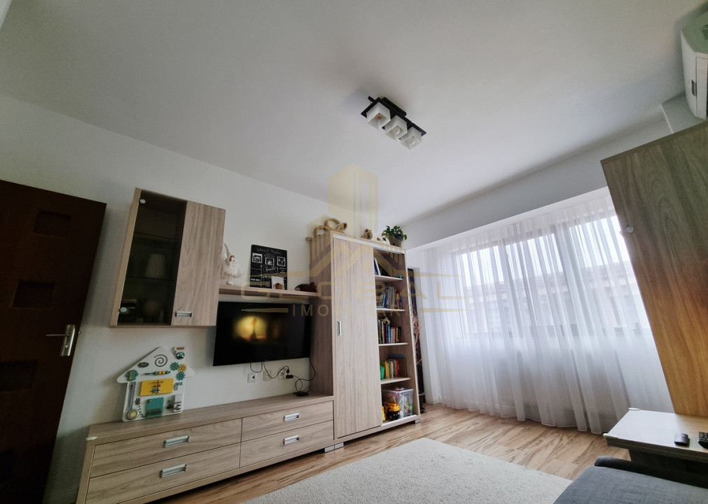 3 camere ,decomandat, 74 mp,  terasa, Dorobantilor, Marasti