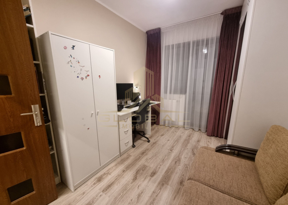 3 camere ,decomandat, 74 mp,  terasa, Dorobantilor, Marasti