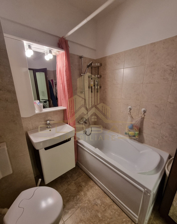 3 camere ,decomandat, 74 mp,  terasa, Dorobantilor, Marasti