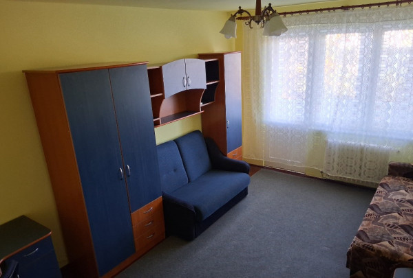 2 camere ,decomandat, 51 mp, 1 parcare,  zona Gheorgheni.