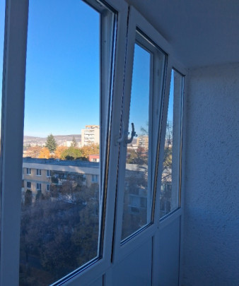 2 camere ,decomandat, 51 mp, 1 parcare,  zona Gheorgheni.