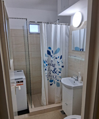 2 camere ,decomandat, 51 mp, 1 parcare,  zona Gheorgheni.