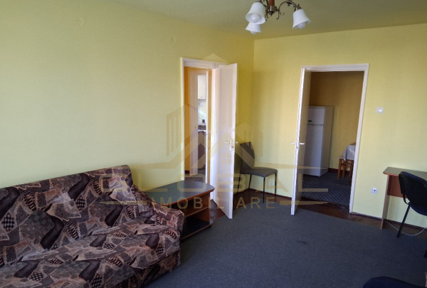 2 camere ,decomandat, 51 mp, 1 parcare,  zona Gheorgheni.