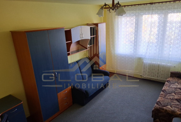 2 camere ,decomandat, 51 mp, 1 parcare,  zona Gheorgheni.