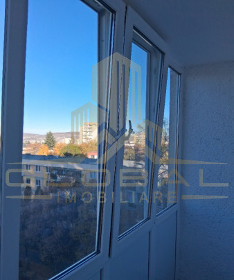 2 camere ,decomandat, 51 mp, 1 parcare,  zona Gheorgheni.