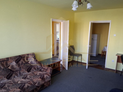 2 camere ,decomandat, 51 mp, 1 parcare,  zona Gheorgheni.