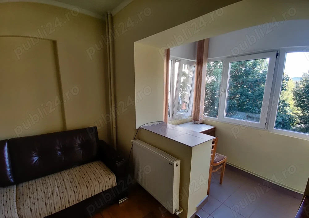 2 camere ,decomandat , 53 mp,  parcare , zona Marasti .