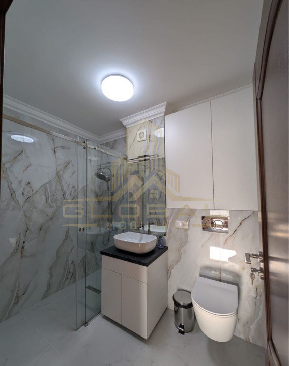 2 camere ,70 mp LUX, TOTUL NOU , parcare , zona Iulius ,Sopor.