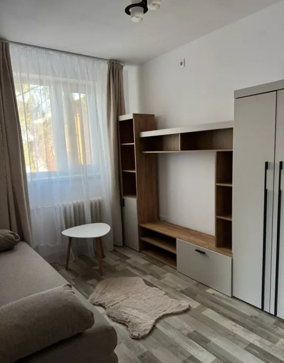 2 camere , 36 mp LUX ,  parcare , Str.Busteni , Gheorgheni .