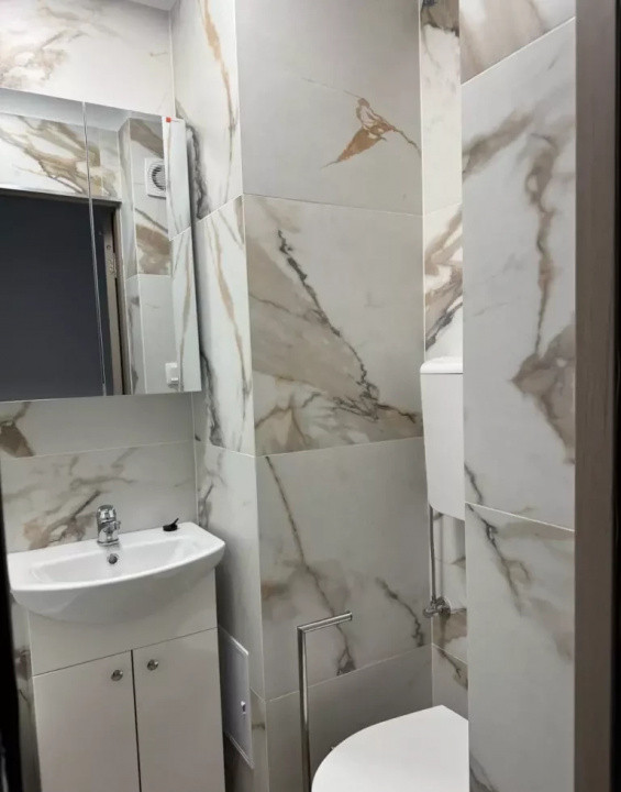 2 camere , 36 mp LUX ,  parcare , Str.Busteni , Gheorgheni .