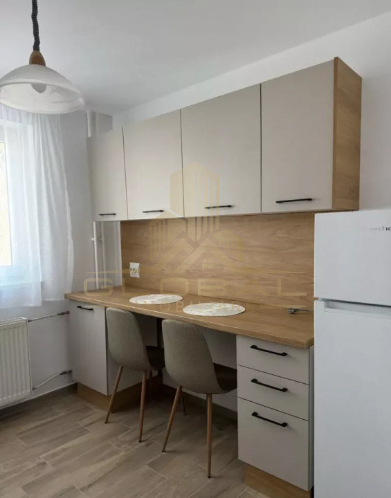 2 camere , 36 mp LUX ,  parcare , Str.Busteni , Gheorgheni .