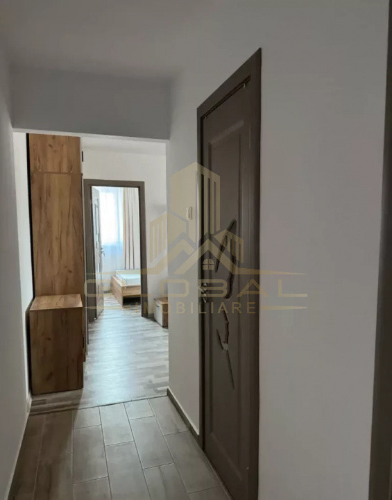 2 camere , 36 mp LUX ,  parcare , Str.Busteni , Gheorgheni .