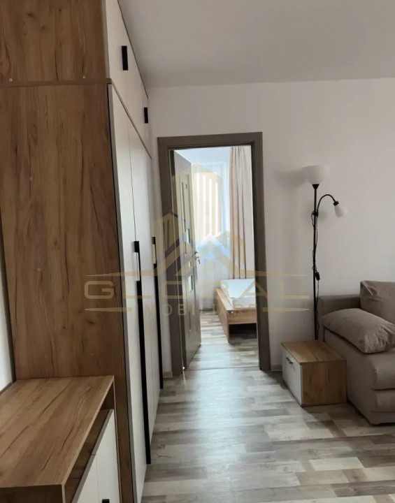 2 camere , 36 mp LUX ,  parcare , Str.Busteni , Gheorgheni .