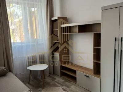 2 camere , 36 mp LUX ,  parcare , Str.Busteni , Gheorgheni .