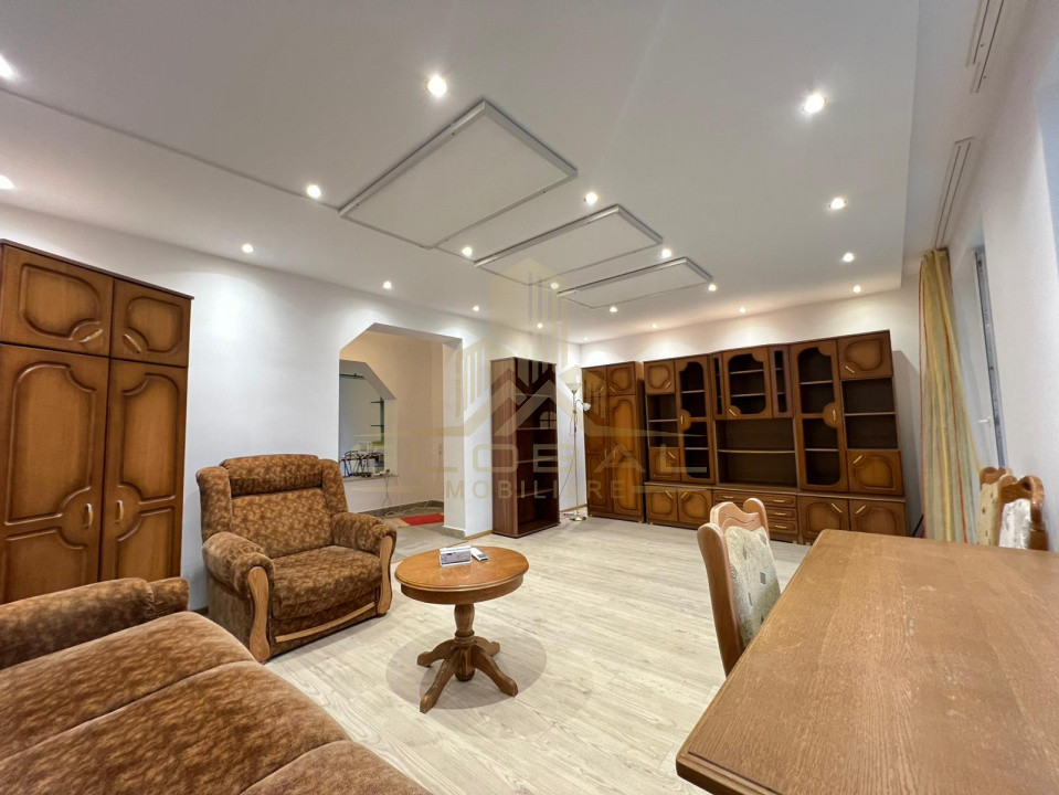 3 camere ,decomandat, 108 mp, balcon,, zona str.Plopilor, Plopilor