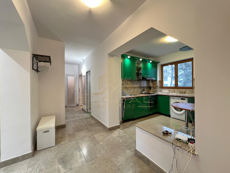 3 camere ,decomandat, 108 mp, balcon,, zona str.Plopilor, Plopilor