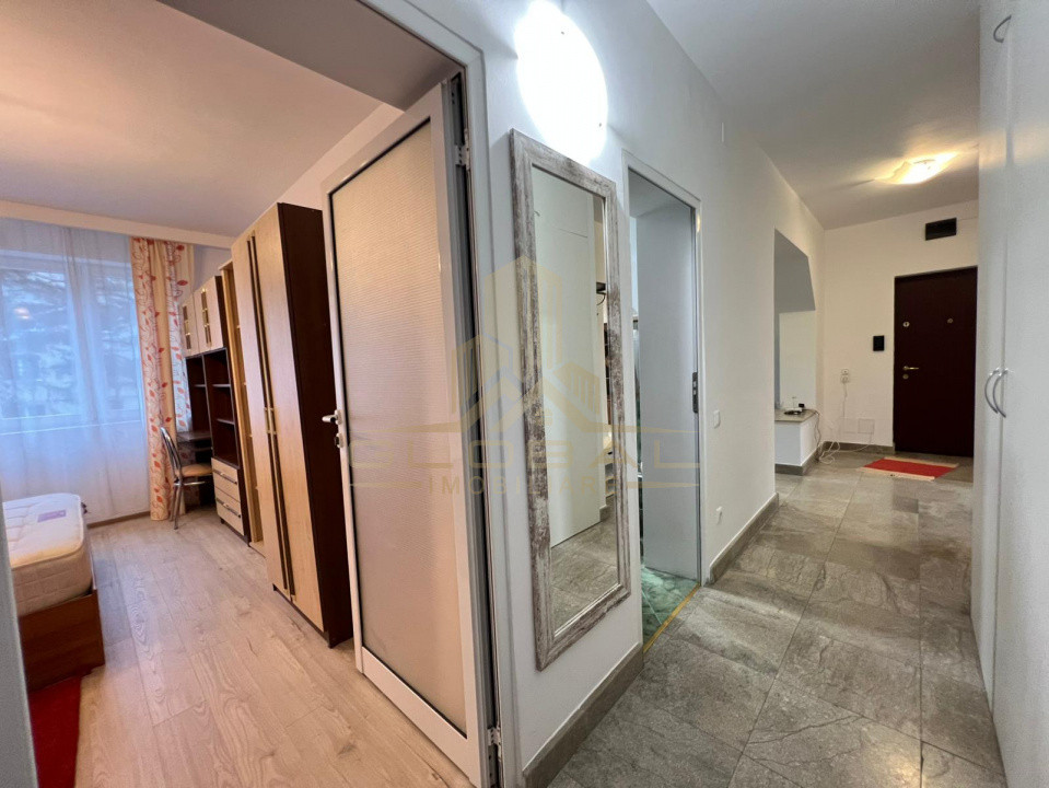 3 camere ,decomandat, 108 mp, balcon,, zona str.Plopilor, Plopilor