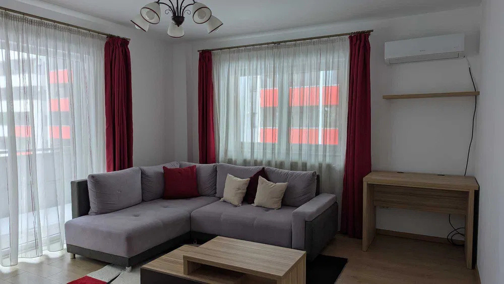 2, camere , decomandat ,53 mp , parcare , terasa  zona Iris .