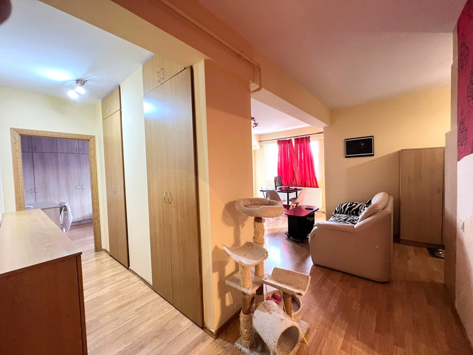 3 camere , 64 mp, Garaj, terasa, zona str.Alverna, Gheorgheni 