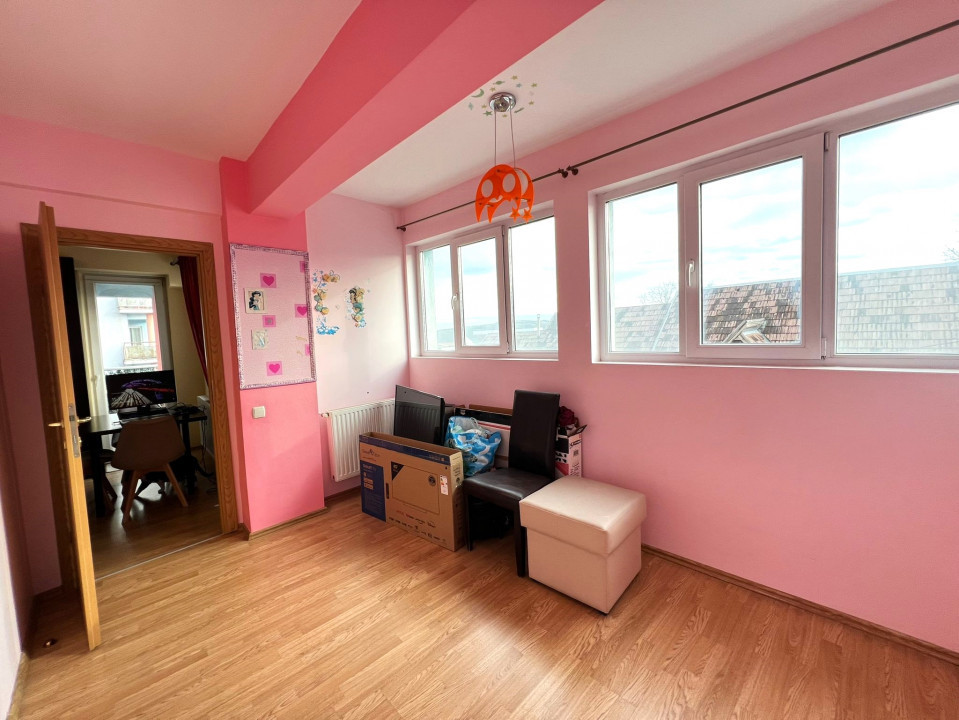 3 camere , 64 mp, Garaj, terasa, zona str.Alverna, Gheorgheni 