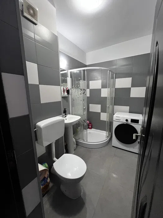 3 camere ,decomandat, 78mp ,  parcare, terasa, str.Oasului 86-90, Iris