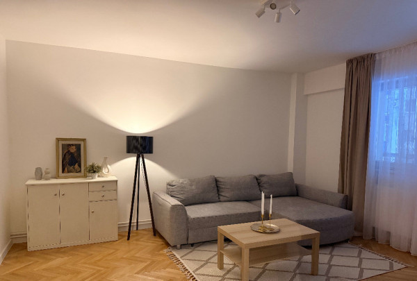 3 camere ,79 mp, Lux TOtul NOu,  zona str.Tarnita , Manastur