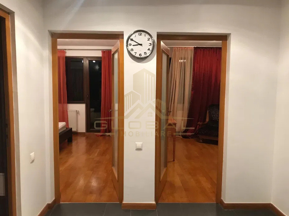 3 camere ,decomandat, 80 mp,  terasa, parcare, zona  Andrei Muresanu