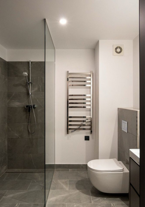 2 camere ,Lux , Ultrafinisat, 75 mp curte, 2 parcari  Marasti