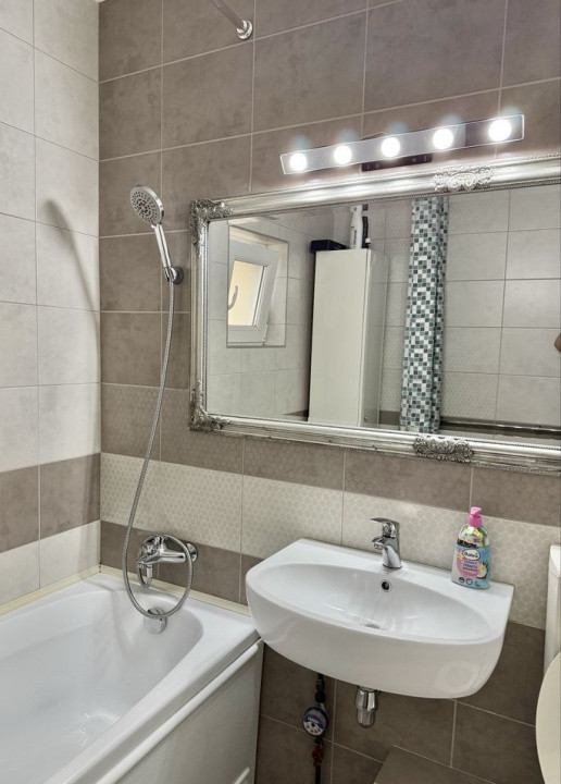 4 camere ,Lux, Toul Nou,  80 mp,  terasa, zona str.AUREL VLAICU , Marasti