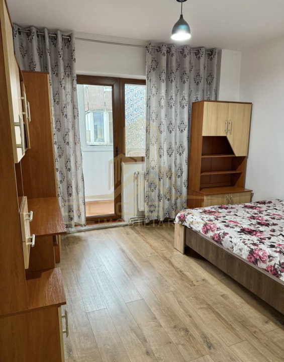 4 camere ,Lux, Toul Nou,  80 mp,  terasa, zona str.AUREL VLAICU , Marasti