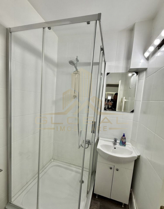 4 camere ,Lux, Toul Nou,  80 mp,  terasa, zona str.AUREL VLAICU , Marasti