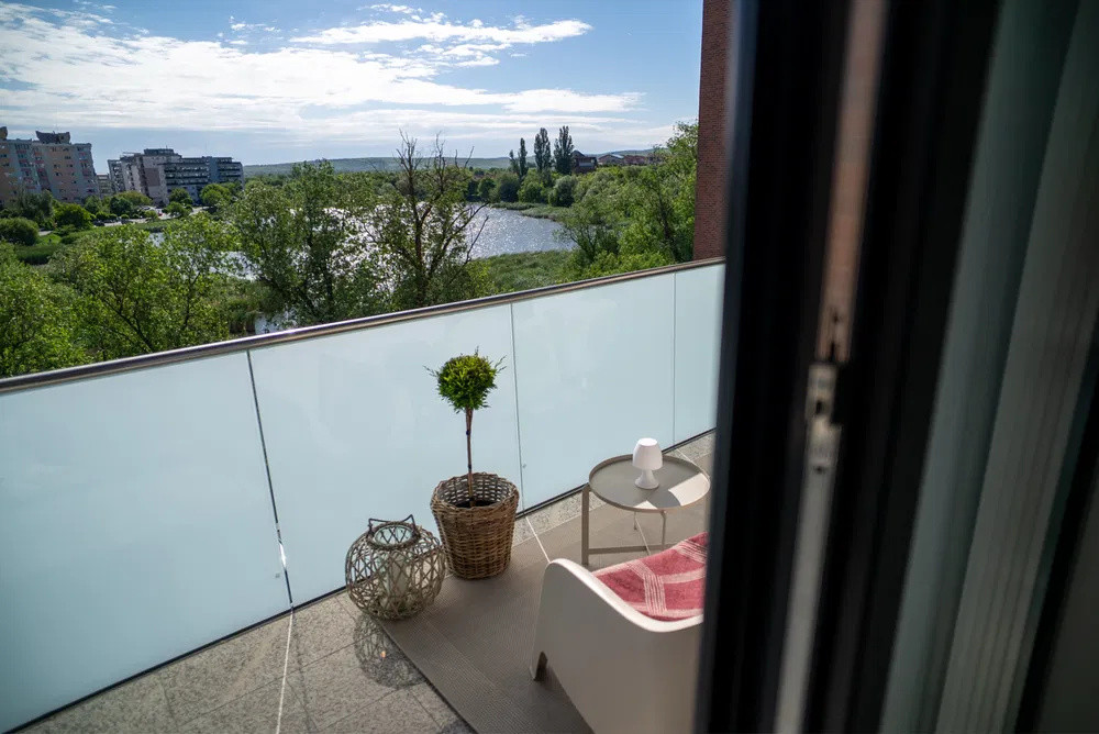 2 camere ,Lux, Totul Nou, terasa, parcare, Park Lake, Intre Lacuri