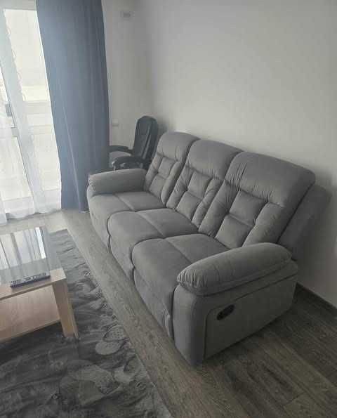 2 camere ,decomandat, 54 mp,  terasa, parcare, zona str.Frunzisului, Zorilor