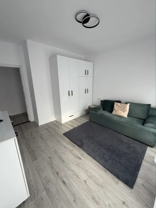 3 camere , 76 mp,  terasa, parcare, zona Europa