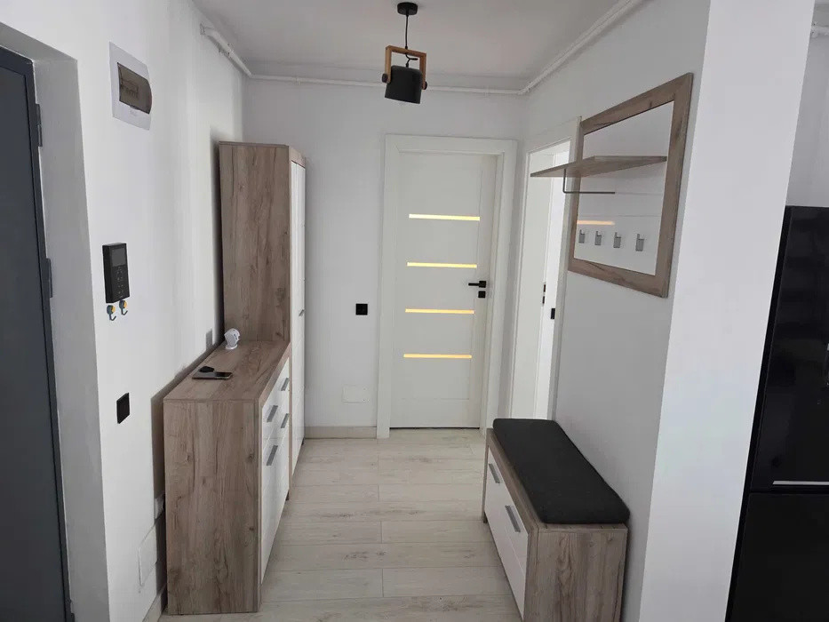 2 camere , 60 mp , LUX ,totul nou, zona Vivo 