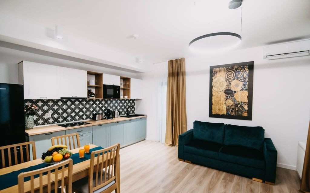 2 camere ,52 mp, Lux,  terasa, Parcare, str.Antonio Gaudi, Buna-Ziua