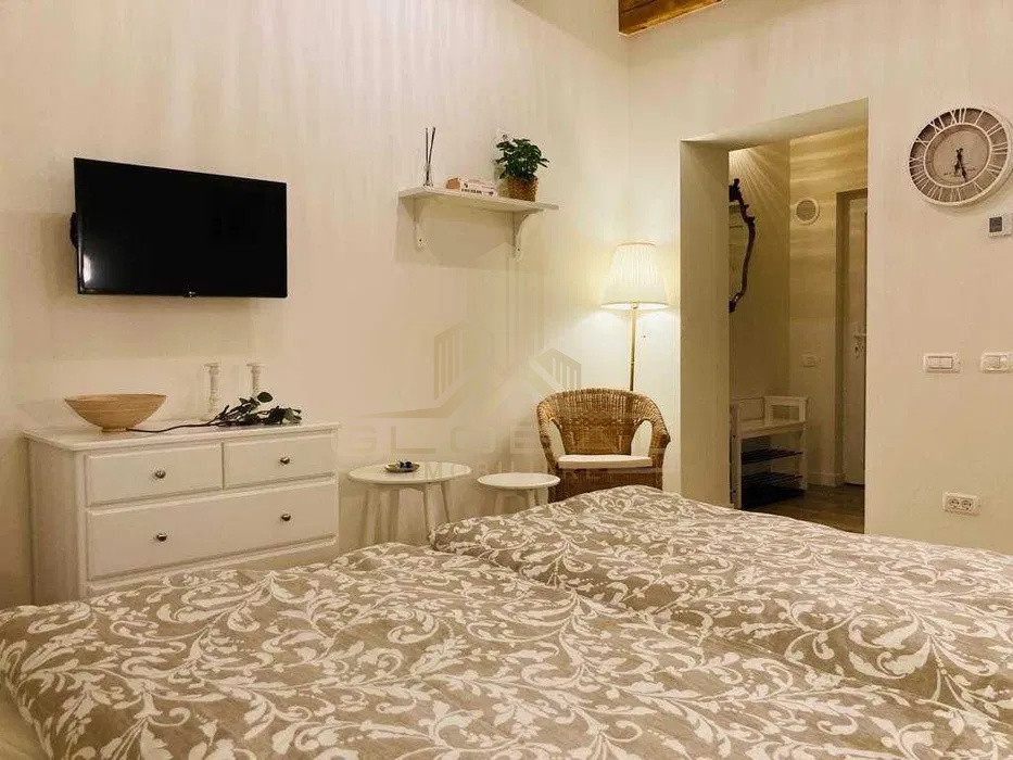 2 camere , 50 mp , LUX , zona semicentral , Str.horea