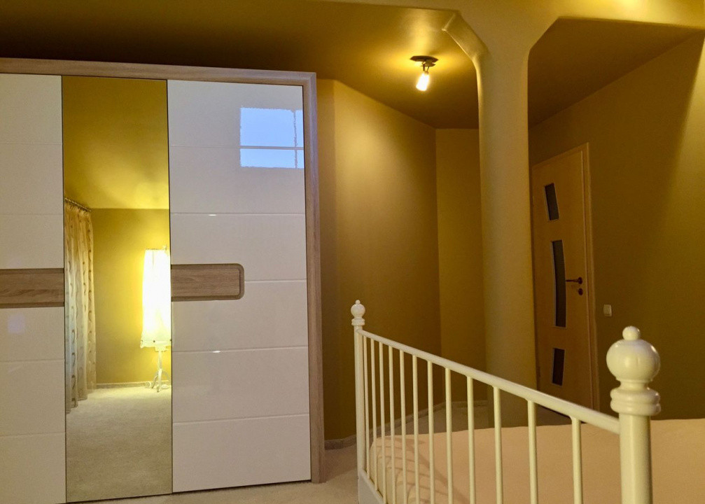 5 camere, penthouse, lux, 210 mp, 2 terase, parcare, zona str.M. Eliade, Zorilor