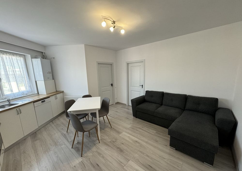 3 camere ,decomandat, 60 mp, zona Iris, str. Oasului.