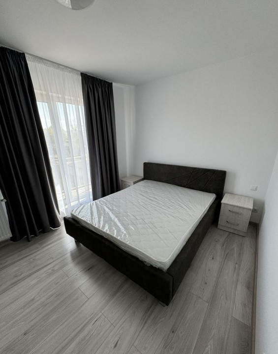 3 camere ,decomandat, 60 mp, zona Iris, str. Oasului.