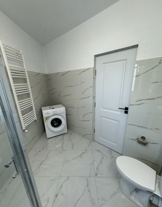 3 camere ,decomandat, 60 mp, zona Iris, str. Oasului.