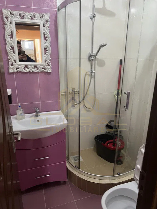 4 camere ,decomandat, 85 mp, 2 balcoane, zona str.Buftea, Marasti