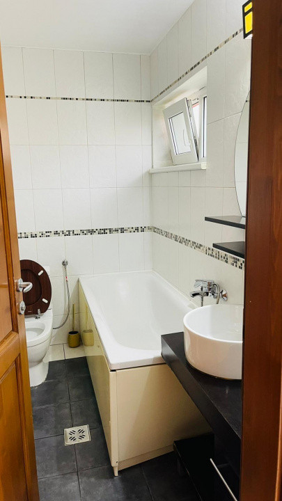 Duplex, 6 camere , 160 mp, str.Erkel Ferenc, Buna-Ziua